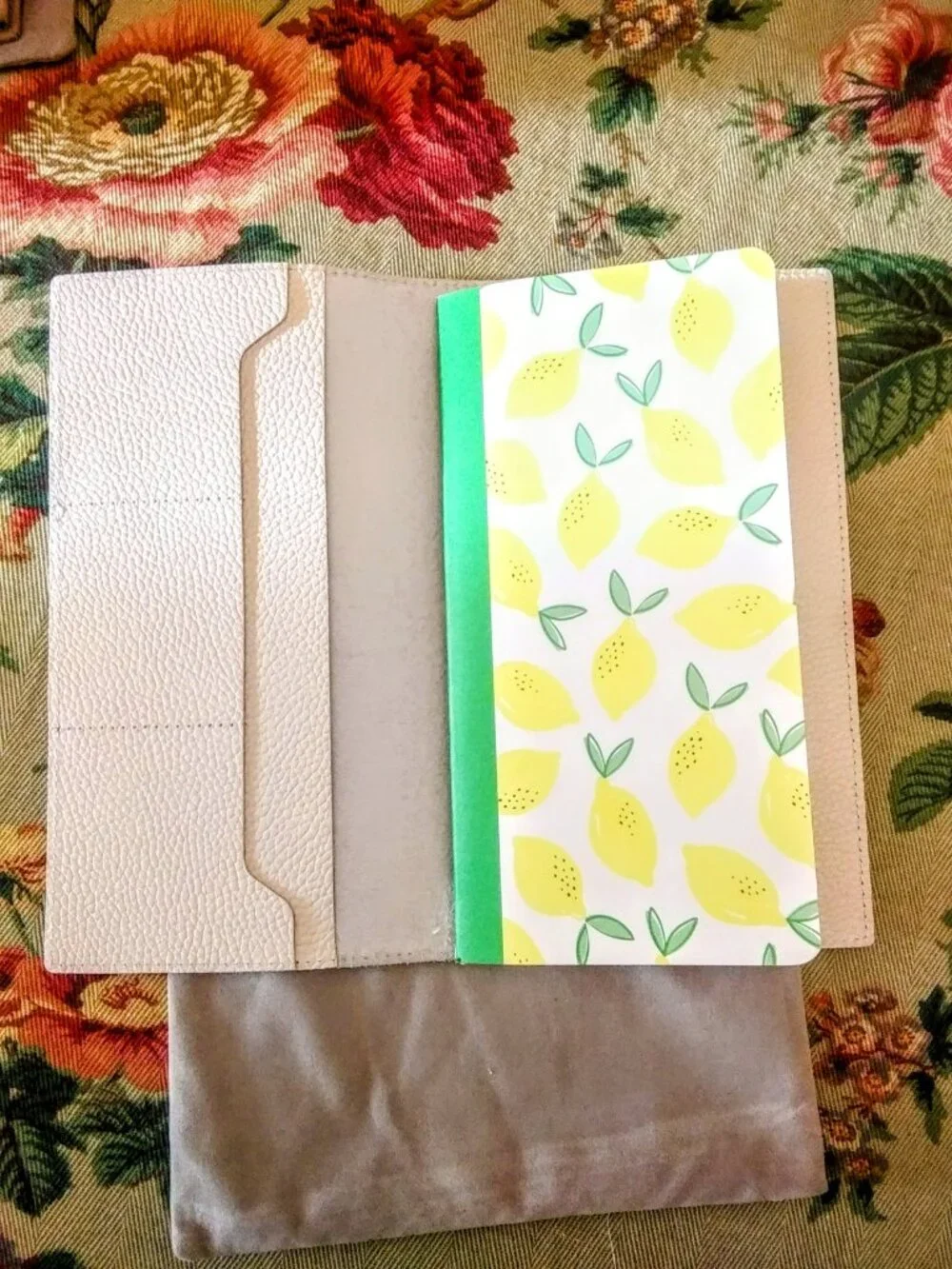 TRAVELERS NOTEBOOK